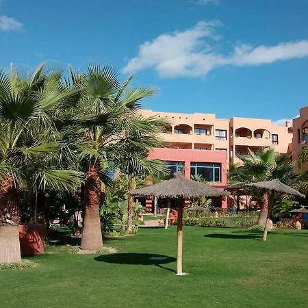 Oh Caledonia Hotel